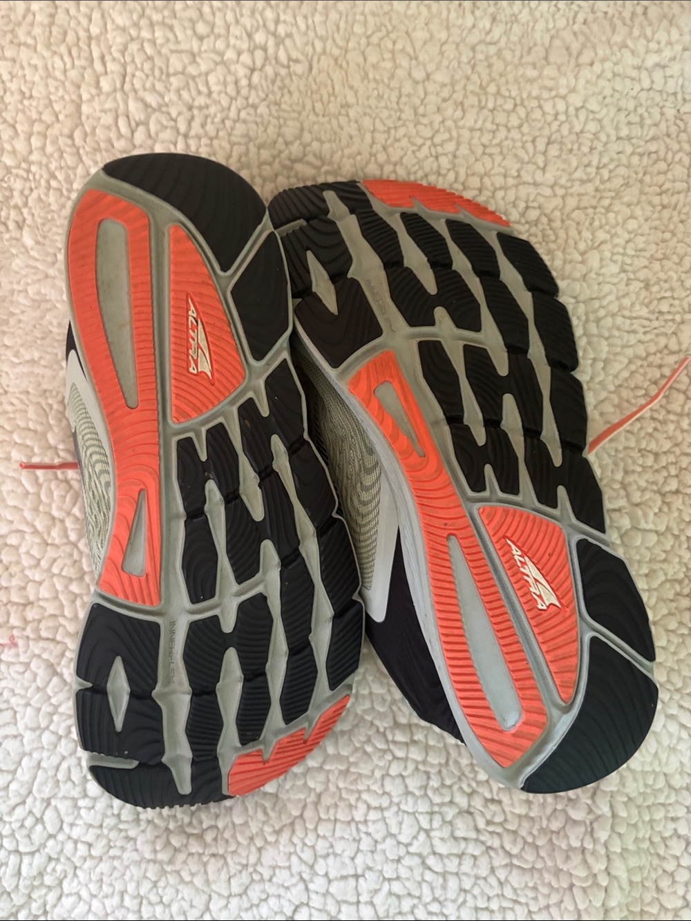 Altra Women's Light Green Athletic Shoes with Pink Laces - Picture 5 of 8